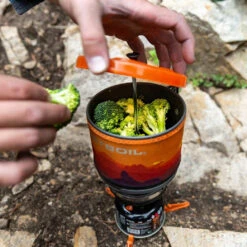 Jetboil Silicon Coffee Press Grande -Cheap Cook N Camp Store 1107428 1107431 insitu04