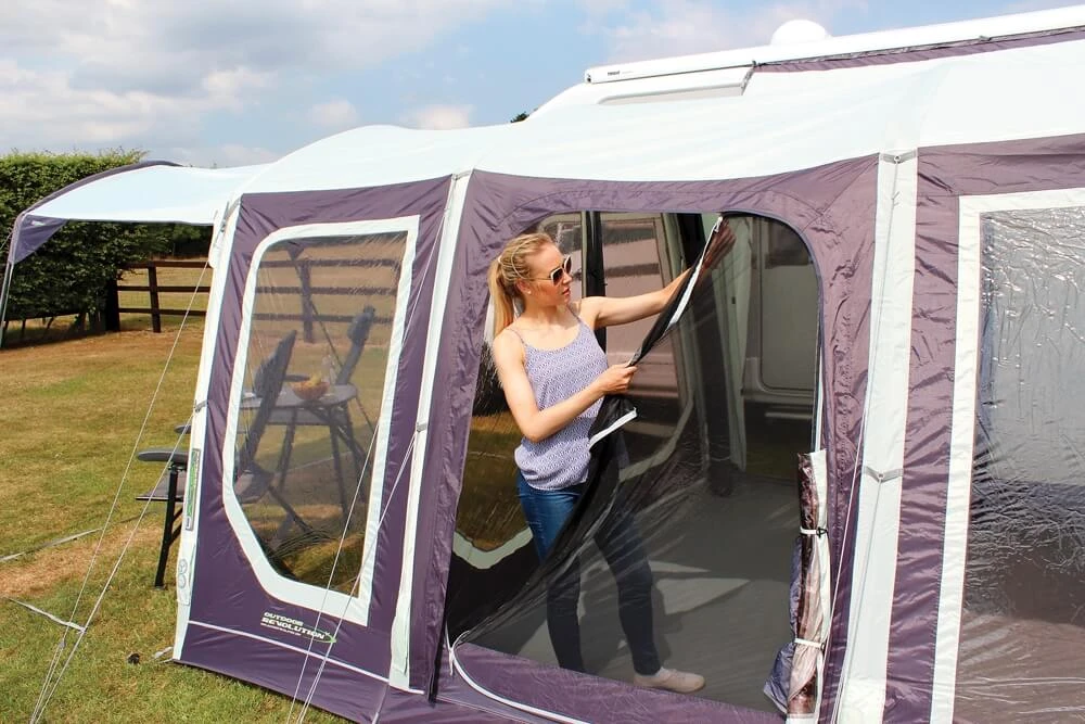 Outdoor Revolution Movelite T4 Lowline Drive Away Awning 6 Outdoor Revolution Movelite T4 Lowline Drive Away Awning - Image 6