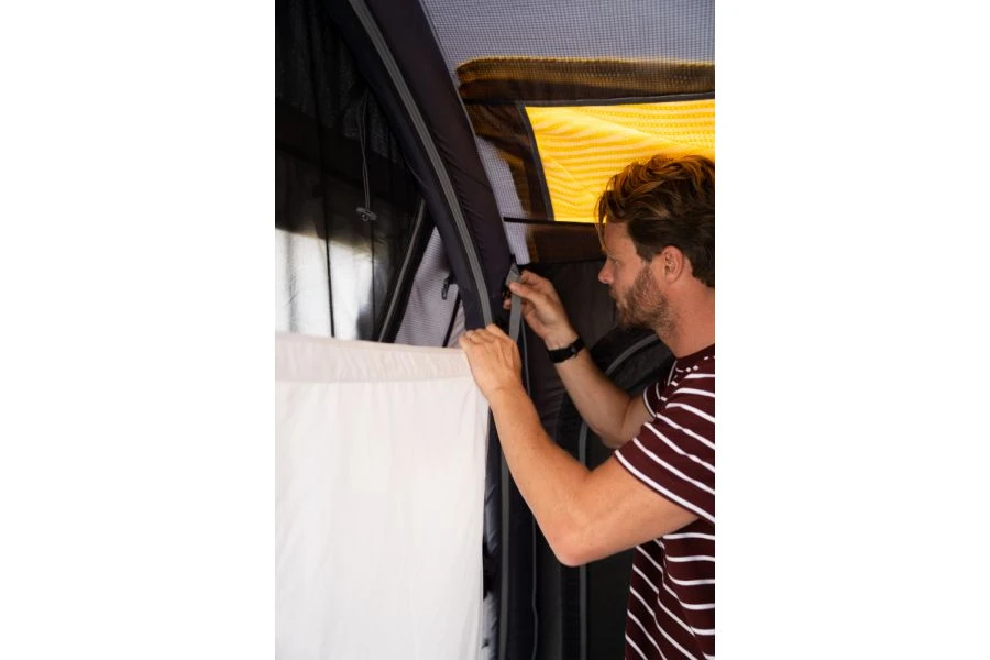 Vango Kela Pro Air Tall Drive Away Awning 8 Vango Kela Pro Air Tall Drive Away Awning - Image 8